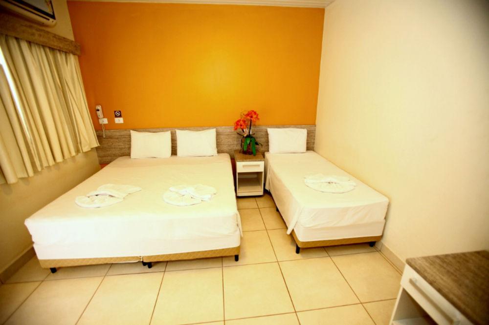 Tokyo Hotel เตรสลาโกอัส ภายนอก รูปภาพ